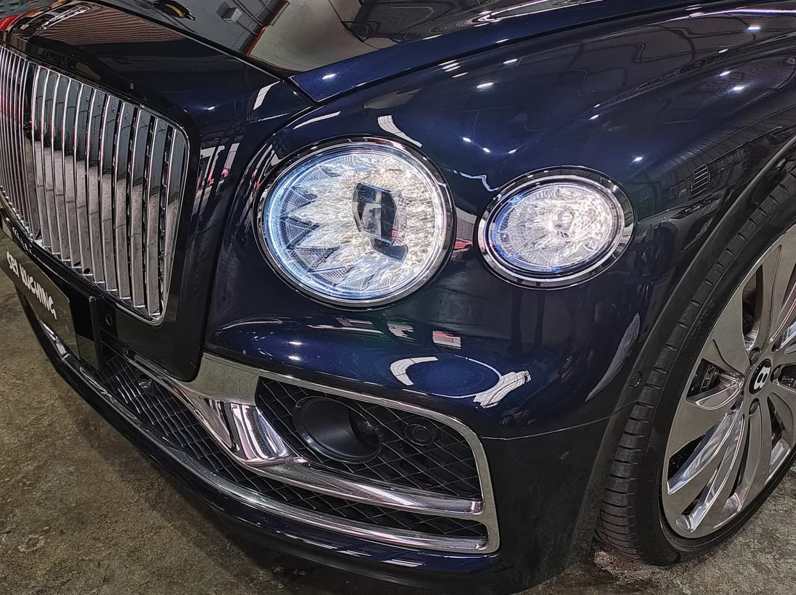 Bentley Flying Spur — Full Engine Oil Service — workshop photograph 5 of 5