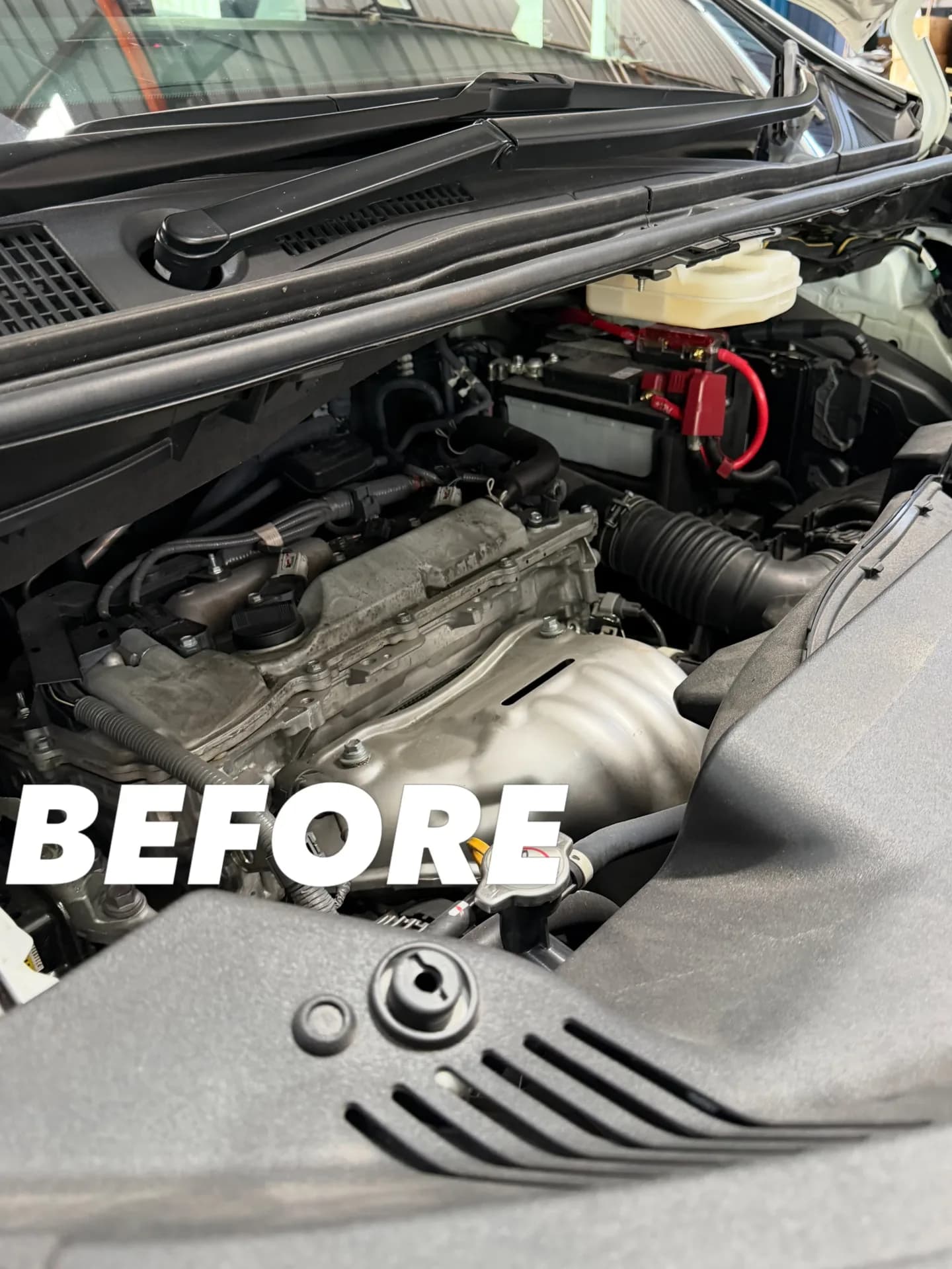Toyota Alphard AGH40 2.5 — Twin-Screw Supercharger Installation — workshop photograph 2 of 5